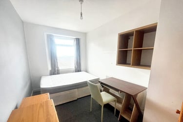 7 bed house, Clifton Place, Greenbank, Plymouth, PL48HY - Image 11